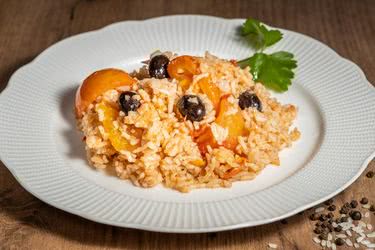 Ориз басмати с домати и маслини
