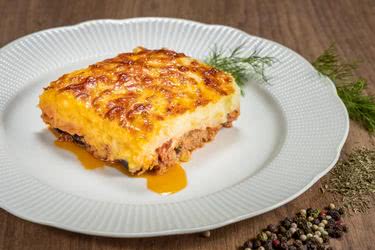Овчарски пай с кайма и кашкавал